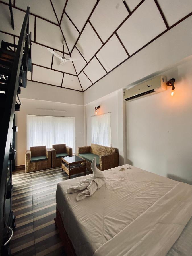 Garggi Kumarakom Village Homestay エクステリア 写真