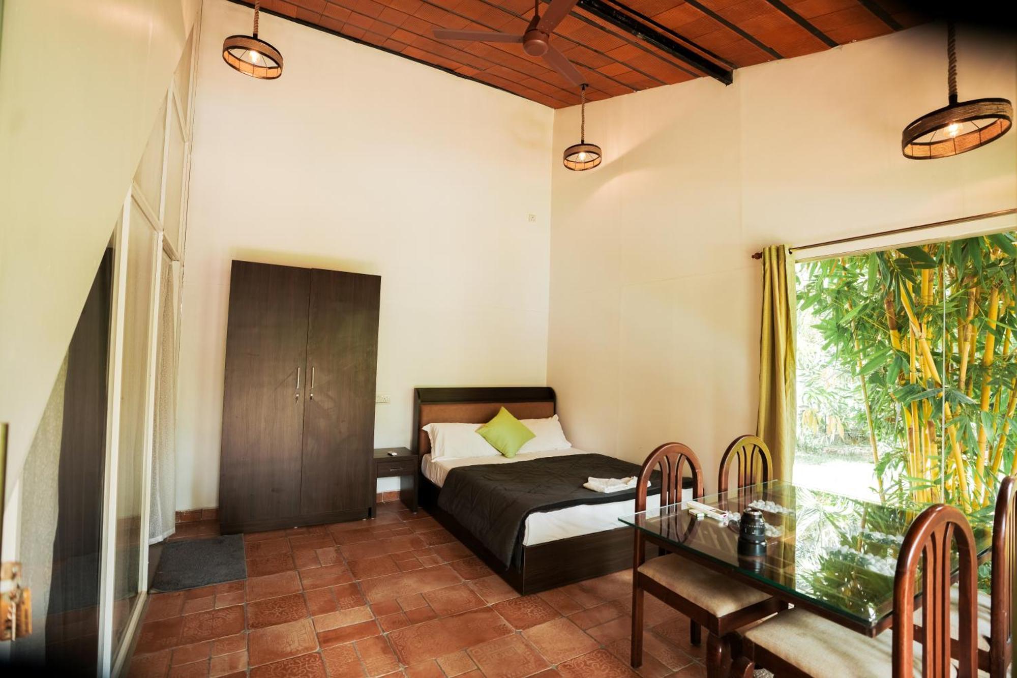 Garggi Kumarakom Village Homestay エクステリア 写真