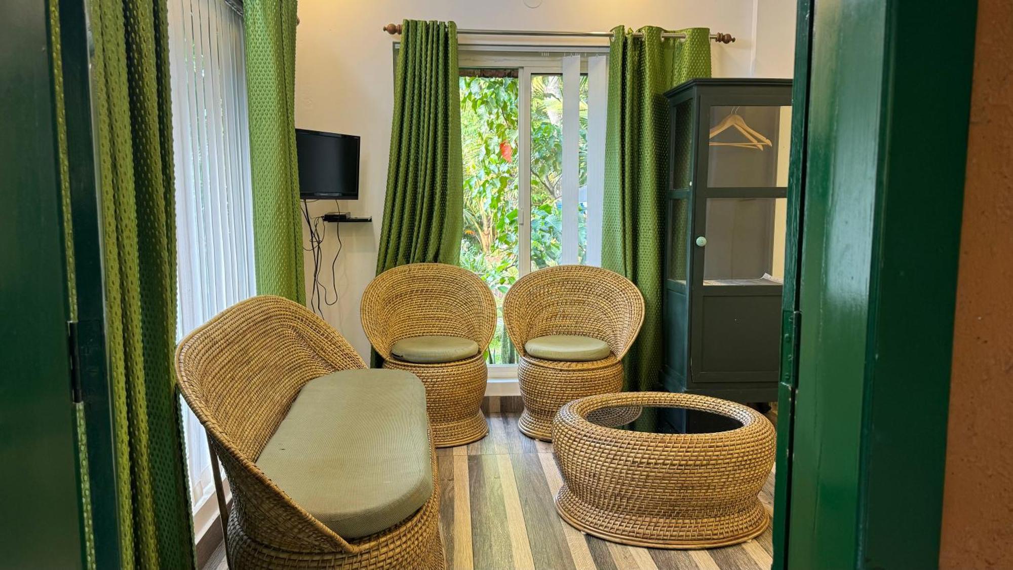 Garggi Kumarakom Village Homestay エクステリア 写真