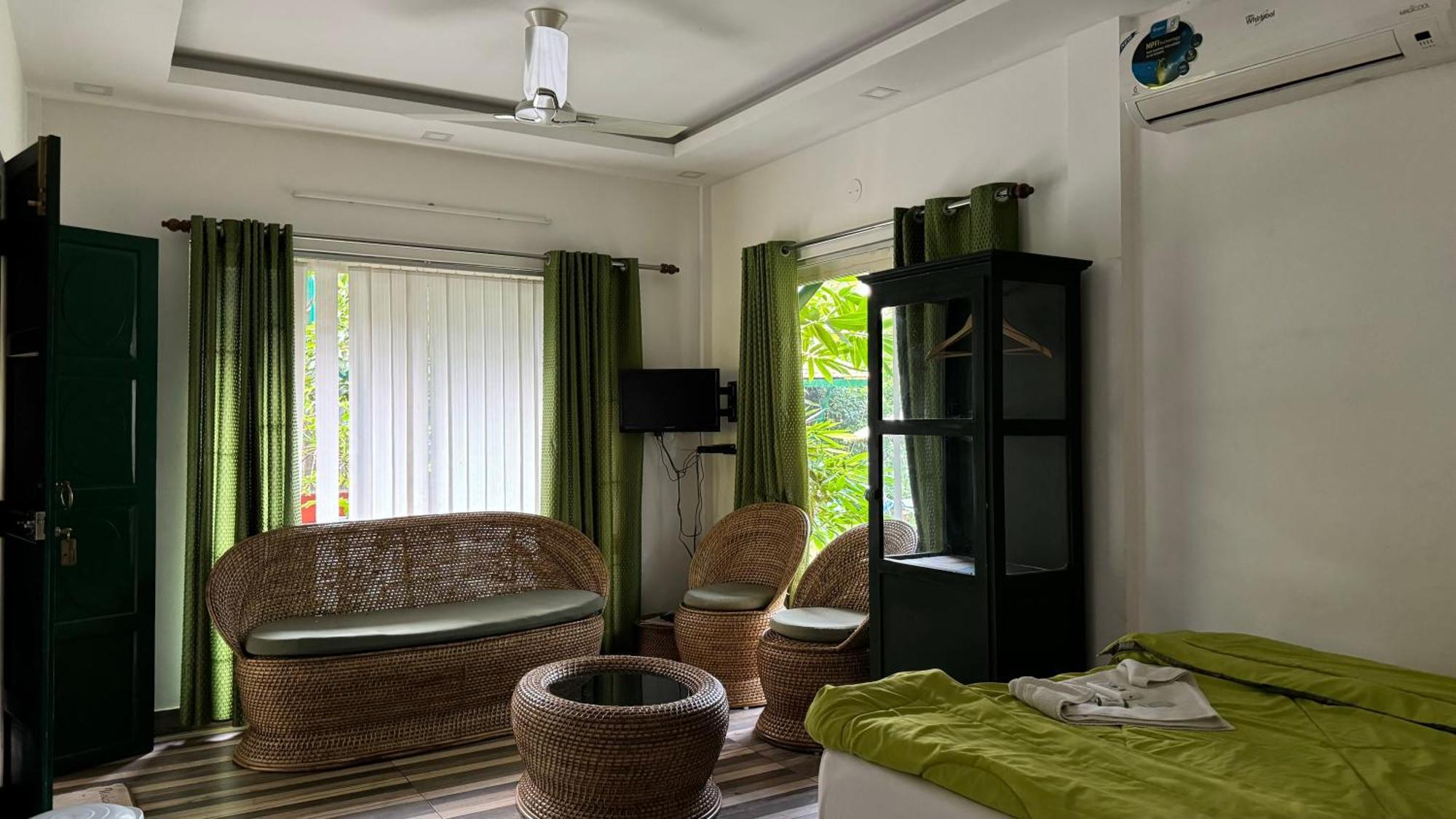 Garggi Kumarakom Village Homestay エクステリア 写真